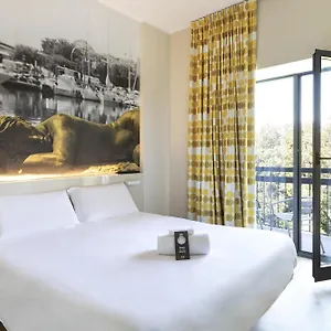Отель B&B Hotel Savona, Савона